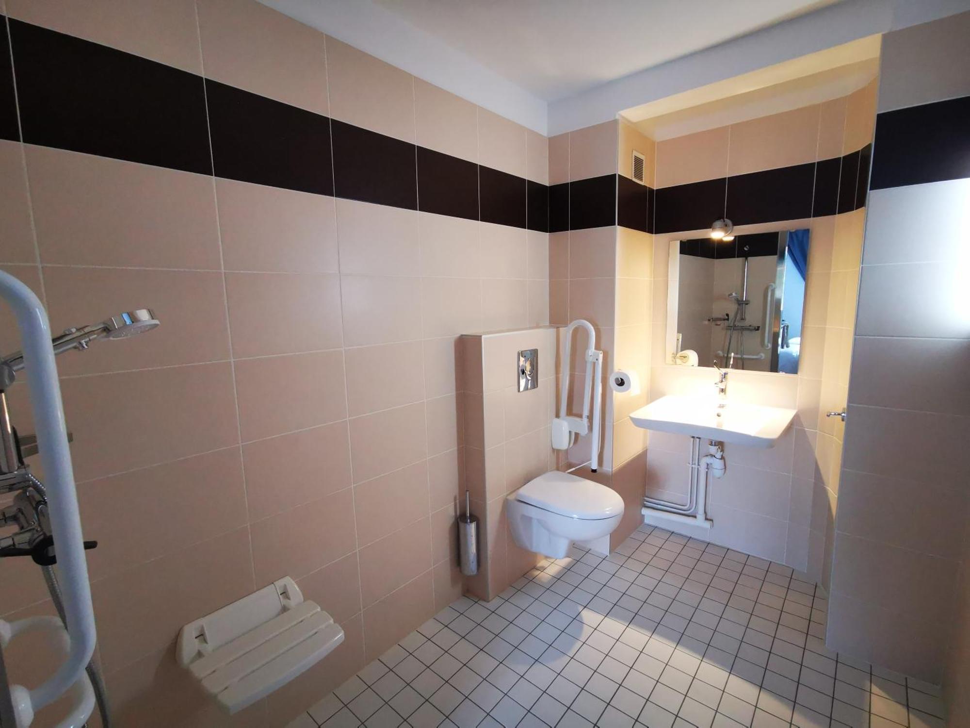 Anais Hotel Bourges Nord Saint-Doulchard מראה חיצוני תמונה